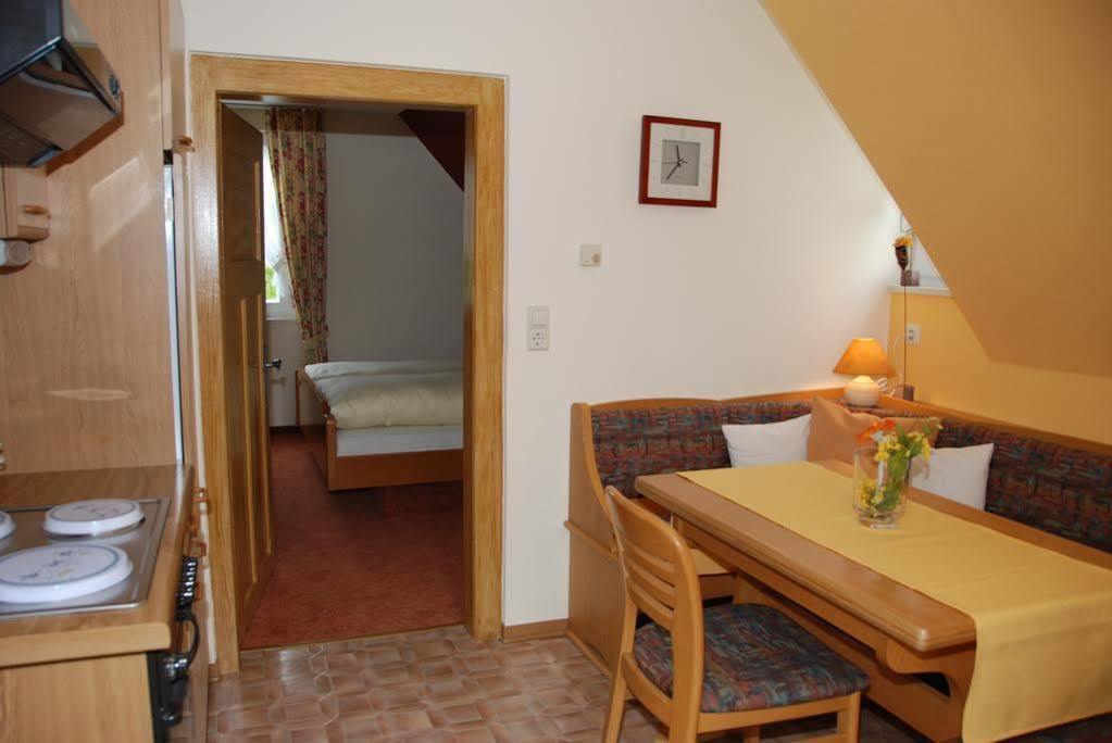 Landhotel Gasthaus Zum Pflug Zell am Harmersbach Bagian luar foto