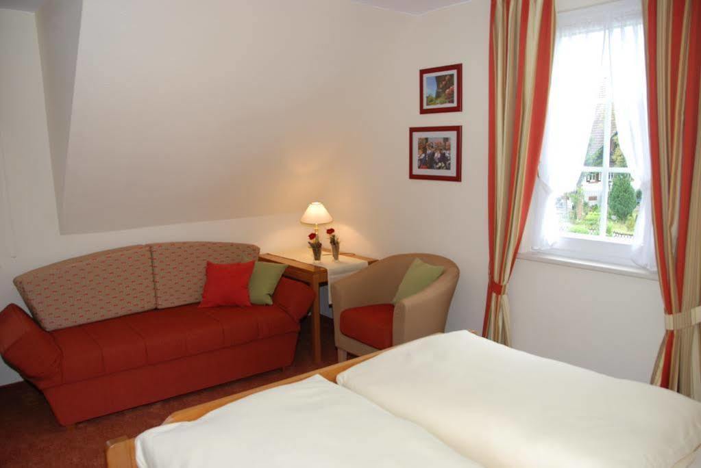 Landhotel Gasthaus Zum Pflug Zell am Harmersbach Bagian luar foto