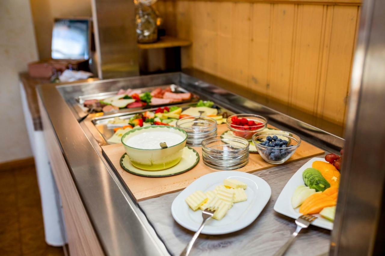 Landhotel Gasthaus Zum Pflug Zell am Harmersbach Bagian luar foto
